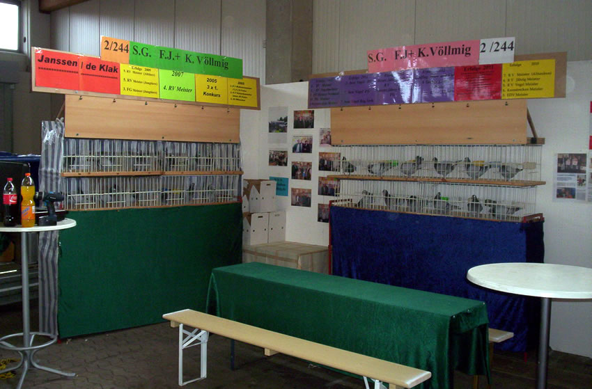 Messestand Kassel mit unseren Verkaufstauben.